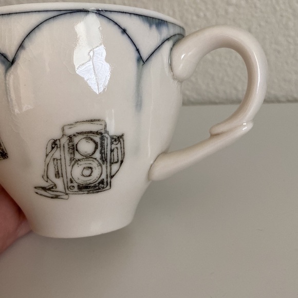 Small Camera Design Coffee Cup - Picture 4 of 7